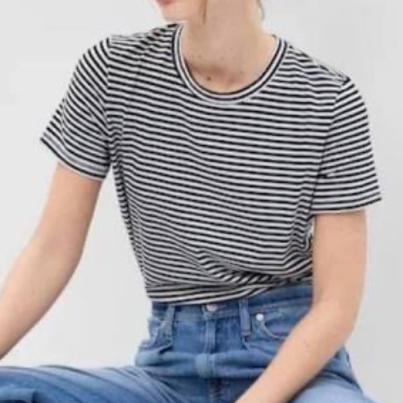 Set of 3 Women's Gap Black and White Striped Tops Size M Tall - Picture 15 of 16
